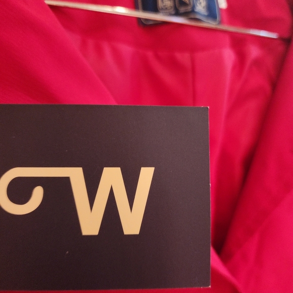 Windbreaker Red Raincoat / Wind Protectant Jacket with Black Buttons NWT Sz M - Picture 7 of 11